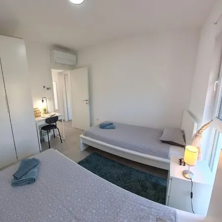 Modern Near Kanegra Διαμέρισμα Ουμάγκ
