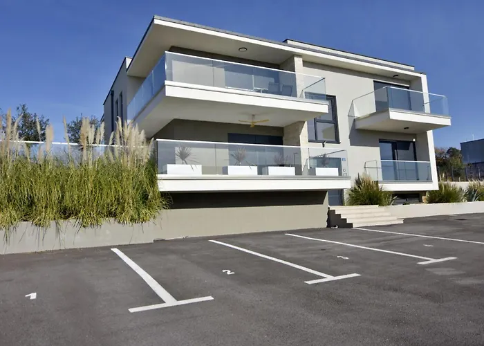Appartement Modern Near Kanegra
